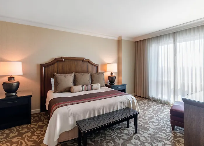Hotel Omni Worth 4*