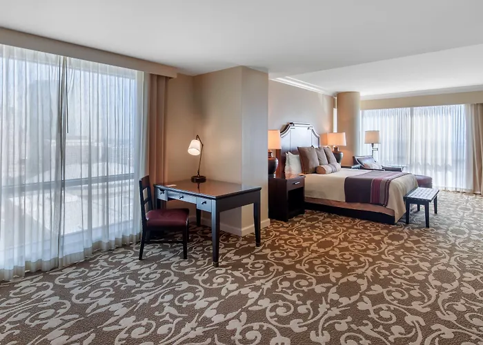 Hotel Omni Worth 4*