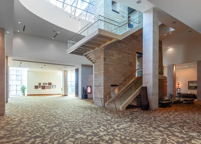 Hotel Omni Worth 4*